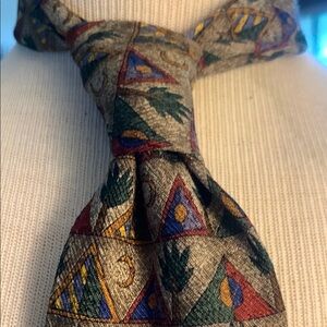 ERMENEGILDO ZEGNA 100% ITALY SILK NECKTIE PYRAMIDS PALM TREES CRESCENT MOONS
